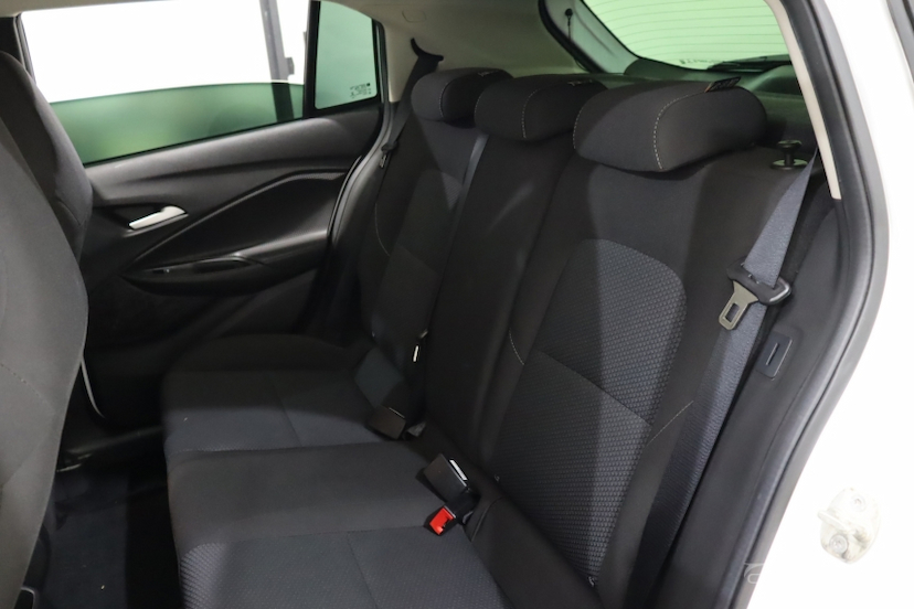 Foto do veículo CHEVROLET ONIX 1.0 FLEX LT MANUAL 2023 89.033 KM 66.490,00