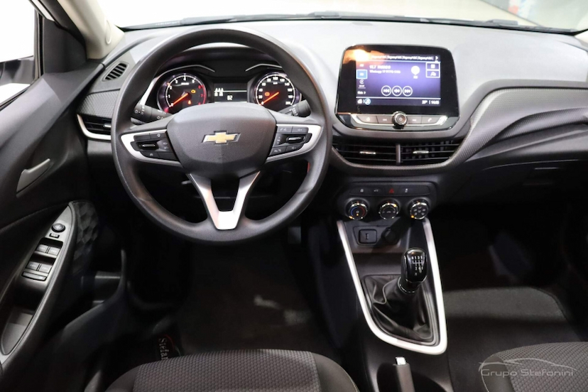 Foto do veículo CHEVROLET ONIX 1.0 TURBO FLEX PLUS LT MANUAL 2023 63.743 KM 72.990,00
