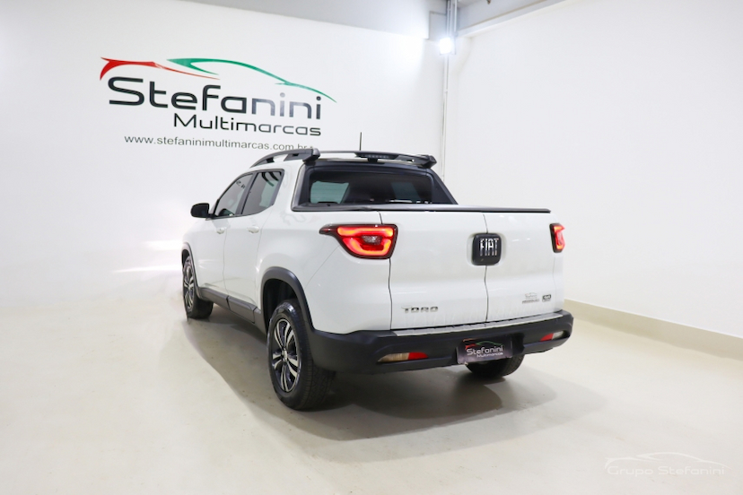 Foto do veículo FIAT TORO 2.0 16V TURBO DIESEL FREEDOM 4WD AT9 2022 94.131 KM 118.990,00