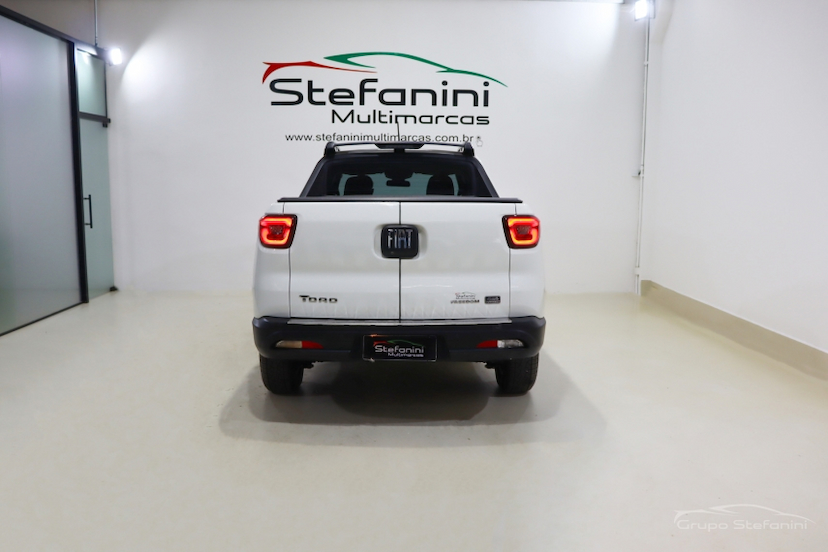 Foto do veículo FIAT TORO 2.0 16V TURBO DIESEL FREEDOM 4WD AT9 2022 94.131 KM 118.990,00