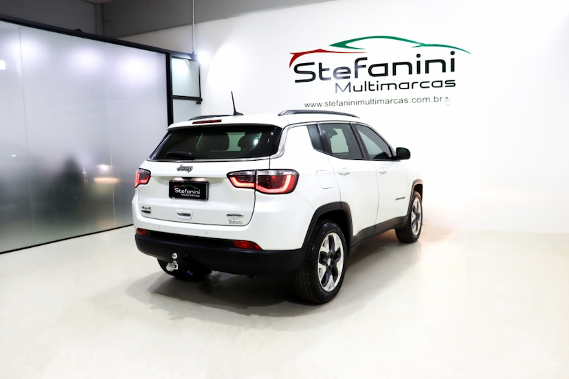Foto do veículo JEEP COMPASS 2.0 16V DIESEL LONGITUDE 4X4 AUTOMÁTICO 2019 70.446 KM 108.990,00