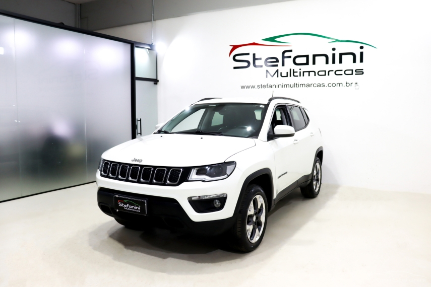 Foto do veículo JEEP COMPASS 2.0 16V DIESEL LONGITUDE 4X4 AUTOMÁTICO 2019/2019 70.446 KM R$ 108.990,00
