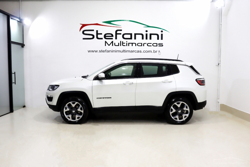 Foto do veículo JEEP COMPASS 2.0 16V DIESEL LONGITUDE 4X4 AUTOMÁTICO 2019 70.446 KM 108.990,00