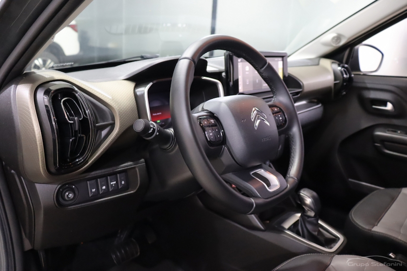 Foto do veículo CITROËN C3 AIRCROSS 1.0 TURBO 200 FLEX SHINE CVT 2024 15.347 KM 109.990,00