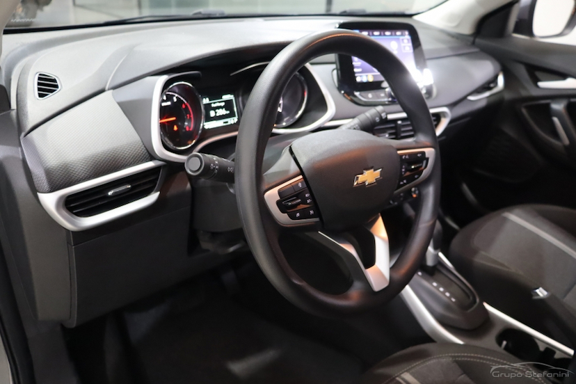 Foto do veículo CHEVROLET TRACKER 1.0 TURBO FLEX LT AUTOMÁTICO 2023 43.038 KM 98.990,00