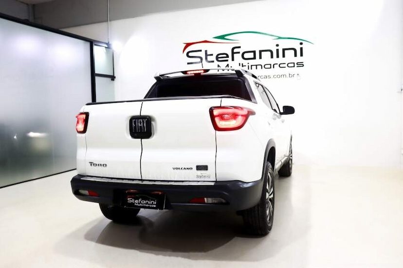Foto do veículo FIAT TORO 2.0 16V TURBO DIESEL VOLCANO 4WD AT9 2022 92.174 KM 124.990,00
