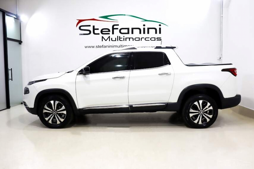Foto do veículo FIAT TORO 2.0 16V TURBO DIESEL VOLCANO 4WD AT9 2022 92.174 KM 124.990,00