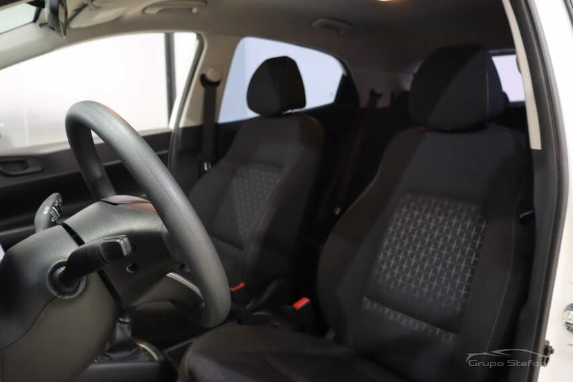 Foto do veículo HYUNDAI HB20 1.0 12V FLEX COMFORT MANUAL 2024 11.000 KM 75.990,00