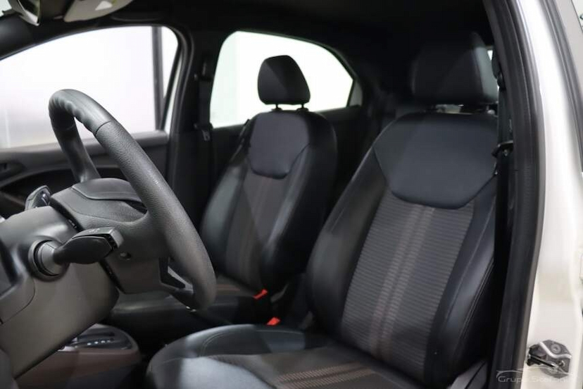 Foto do veículo FORD KA 1.5 TI-VCT FLEX FREESTYLE AUTOMÁTICO 2021 86.496 KM 64.990,00