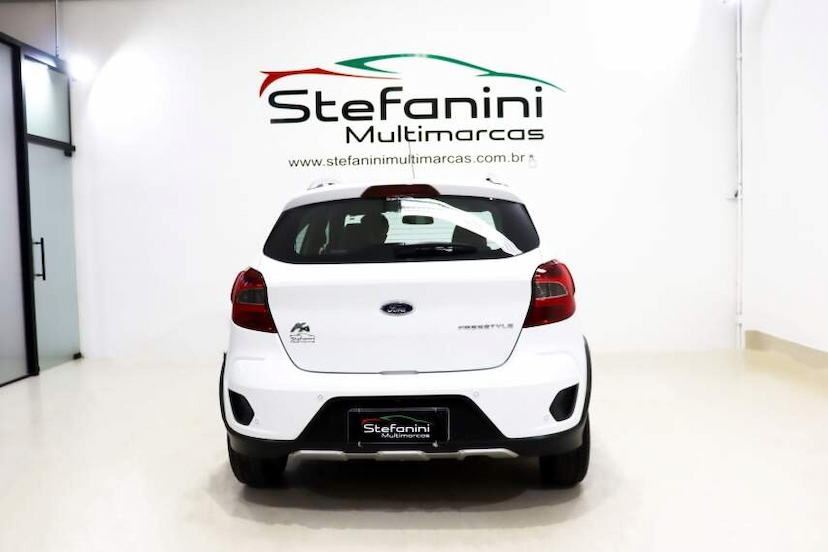 Foto do veículo FORD KA 1.5 TI-VCT FLEX FREESTYLE AUTOMÁTICO 2021 86.496 KM 64.990,00