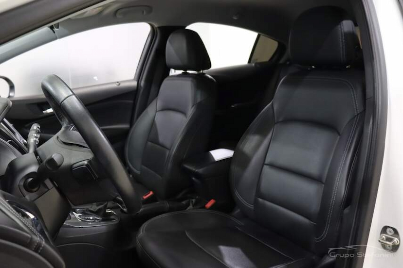 Foto do veículo CHEVROLET CRUZE 1.4 TURBO LT 16V FLEX 4P AUTOMÁTICO 2020 58.968 KM 94.990,00