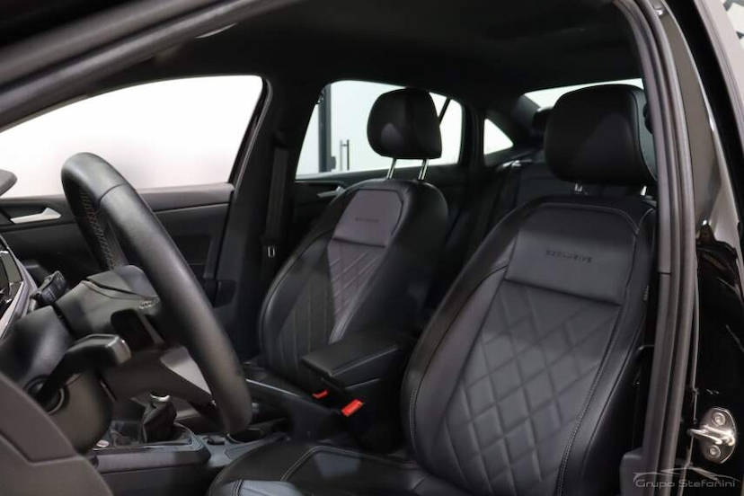 Foto do veículo VOLKSWAGEN VIRTUS 1.4 250 TSI EXCLUSIVE AUTOMÁTICO 2023 31.041 KM 124.990,00