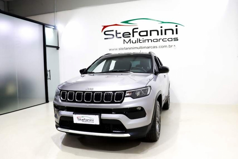 Foto do veículo JEEP COMPASS 1.3 T270 TURBO FLEX LONGITUDE AT6 2024 10.671 KM 162.990,00