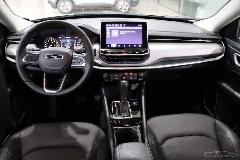 Foto do veículo JEEP COMPASS 1.3 T270 TURBO FLEX LONGITUDE AT6 2024 10.671 KM 162.990,00