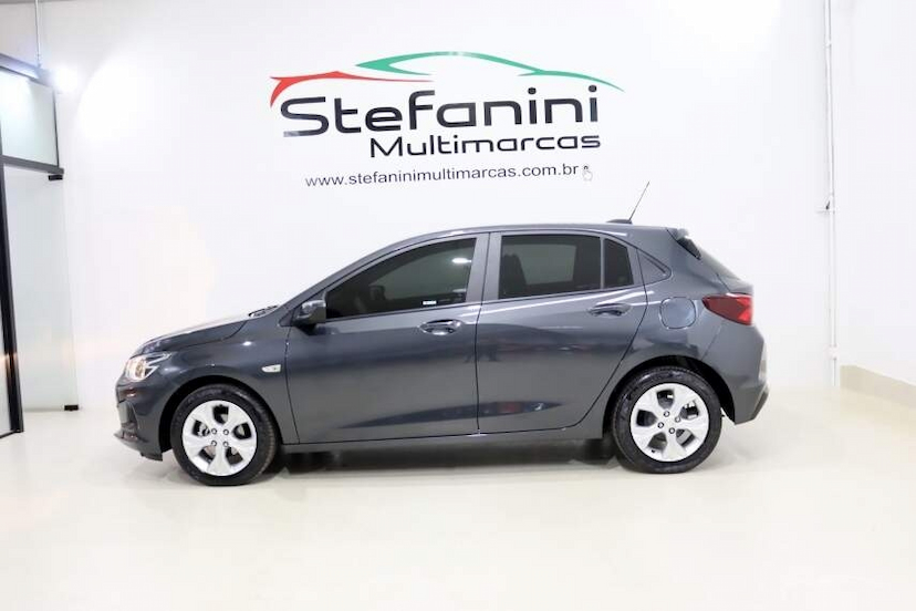 Foto do veículo CHEVROLET ONIX 1.0 TURBO FLEX LTZ AUTOMÁTICO 2024 24.428 KM 92.990,00