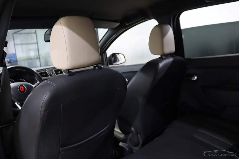 Foto do veículo RENAULT STEPWAY 1.6 16V SCE FLEX DYNAMIQUE MANUAL 2020 83.037 KM 63.990,00