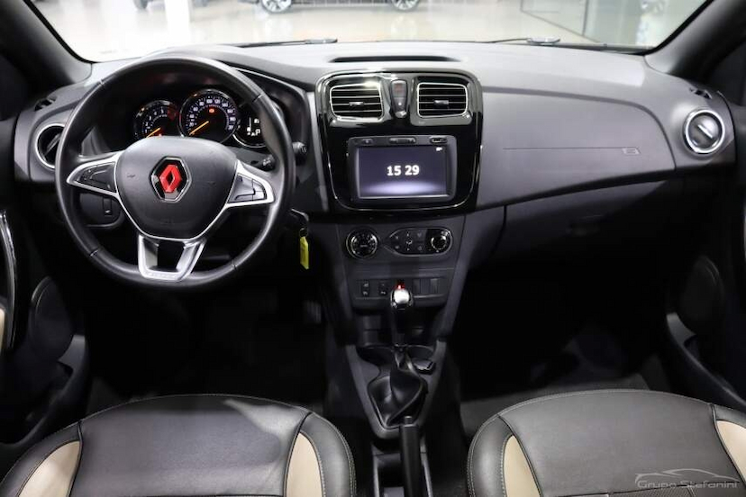 Foto do veículo RENAULT STEPWAY 1.6 16V SCE FLEX DYNAMIQUE MANUAL 2020 83.037 KM 63.990,00