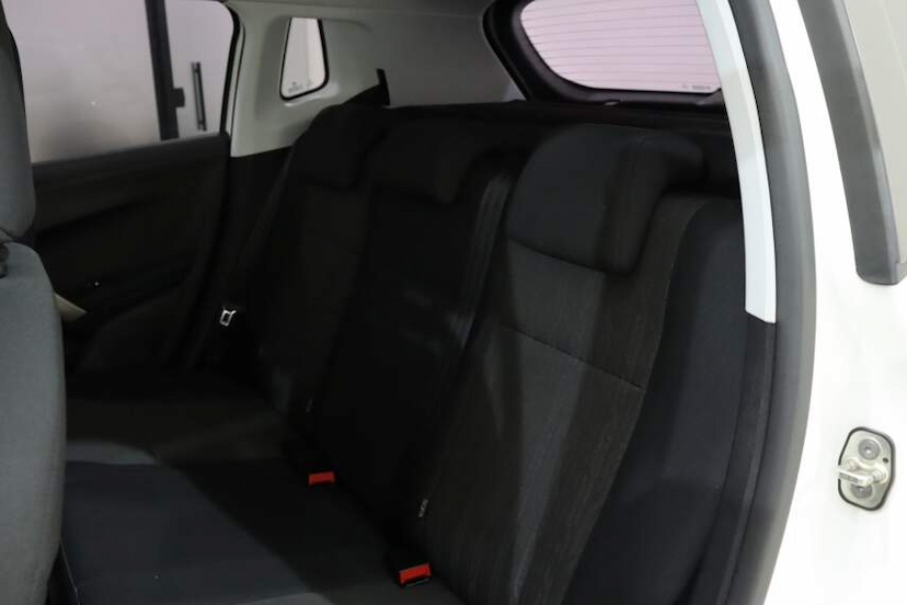 Foto do veículo PEUGEOT 2008 1.6 16V FLEX ALLURE 4P AUTOMÁTICO 2020 41.263 KM 68.990,00