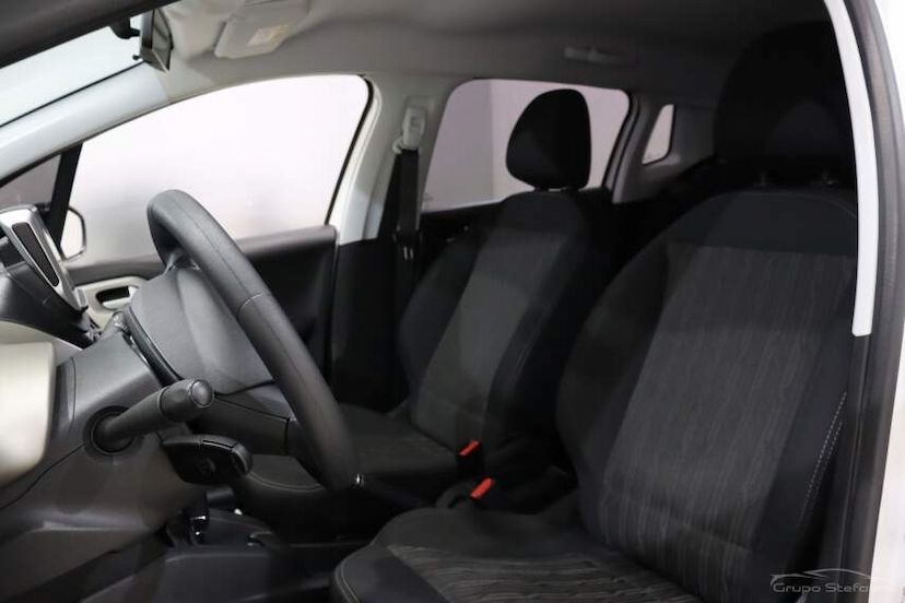 Foto do veículo PEUGEOT 2008 1.6 16V FLEX ALLURE 4P AUTOMÁTICO 2020 41.263 KM 68.990,00