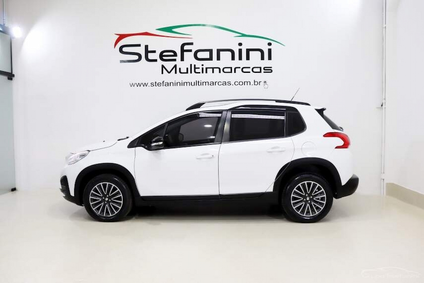 Foto do veículo PEUGEOT 2008 1.6 16V FLEX ALLURE 4P AUTOMÁTICO 2020 41.263 KM 68.990,00