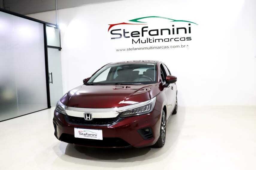 Foto do veículo HONDA CITY 1.5 i-VTEC FLEX HATCH TOURING CVT 2023/2023 92.326 KM R$ 103.990,00