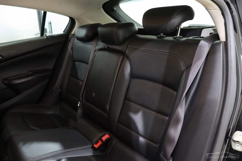 Foto do veículo CHEVROLET CRUZE 1.4 TURBO LT 16V FLEX 4P AUTOMÁTICO 2018 68.838 KM 79.990,00