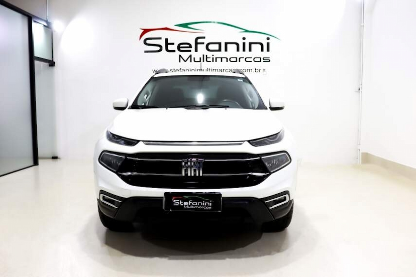 Foto do veículo FIAT TORO 2.0 16V TURBO DIESEL FREEDOM 4WD AT9 2022 108.881 KM 118.990,00
