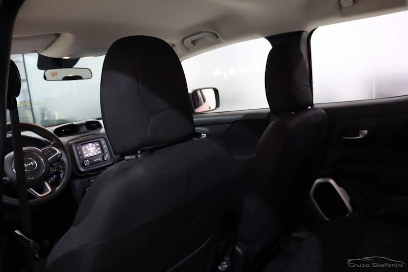 Foto do veículo JEEP RENEGADE 1.8 16V FLEX SPORT 4P AUTOMÁTICO 2019 38.453 KM 73.990,00
