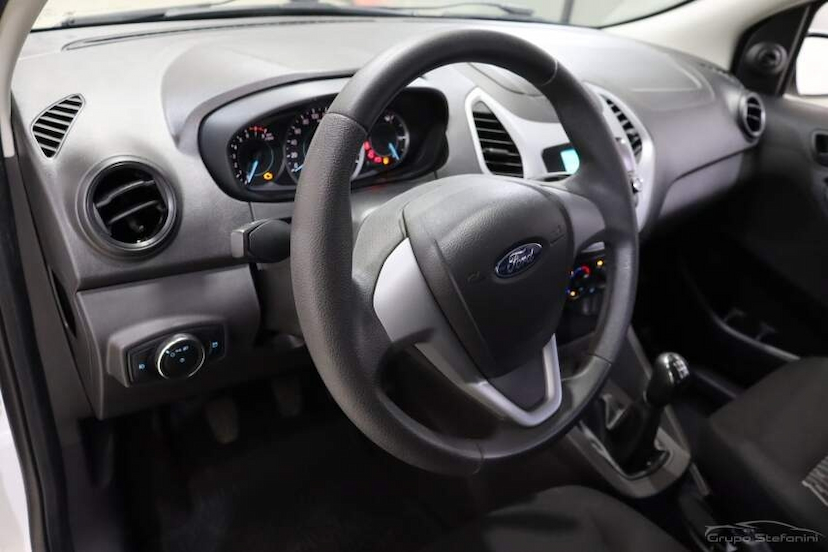 Foto do veículo FORD KA 1.0 TI-VCT FLEX SE PLUS MANUAL 2021 39.356 KM 55.990,00