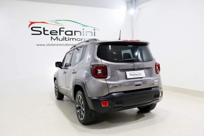 Foto do veículo JEEP RENEGADE 2.0 16V TURBO DIESEL LONGITUDE 4P 4X4 AUTOMÁTICO 2021 67.390 KM 104.990,00