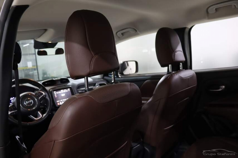 Foto do veículo JEEP RENEGADE 2.0 16V TURBO DIESEL LONGITUDE 4P 4X4 AUTOMÁTICO 2021 67.390 KM 104.990,00