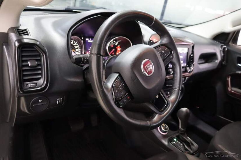 Foto do veículo FIAT TORO 1.8 16V EVO FLEX FREEDOM AT6 2021 103.464 KM 106.990,00