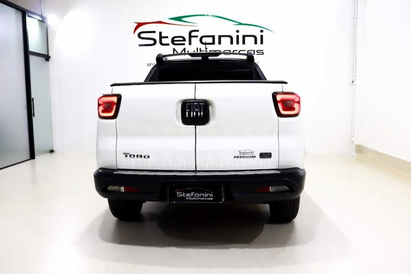 Foto do veículo FIAT TORO 2.0 16V TURBO DIESEL FREEDOM 4WD AT9 2022 90.440 KM 119.990,00