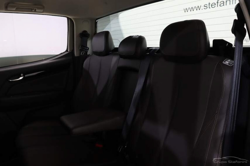 Foto do veículo CHEVROLET S10 2.8 16V TURBO DIESEL HIGH COUNTRY CD 4X4 AUTOMÁTICO 2023 38.227 KM 221.990,00