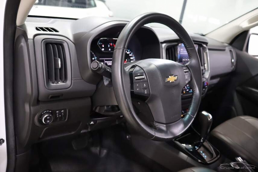 Foto do veículo CHEVROLET S10 2.8 16V TURBO DIESEL HIGH COUNTRY CD 4X4 AUTOMÁTICO 2023 38.227 KM 221.990,00