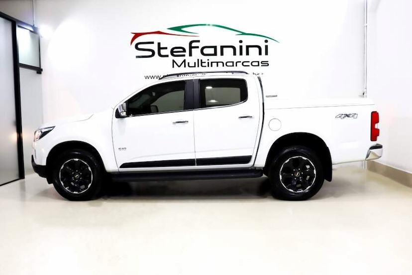 Foto do veículo CHEVROLET S10 2.8 16V TURBO DIESEL HIGH COUNTRY CD 4X4 AUTOMÁTICO 2023 38.227 KM 221.990,00