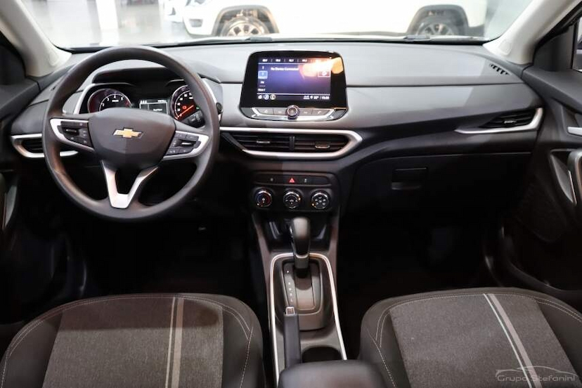 Foto do veículo CHEVROLET TRACKER 1.0 TURBO FLEX LT AUTOMÁTICO 2024 19.578 KM 109.990,00