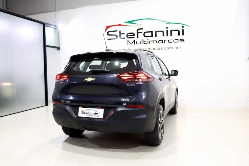 Foto do veículo CHEVROLET TRACKER 1.0 TURBO FLEX LT AUTOMÁTICO 2024 19.578 KM 109.990,00