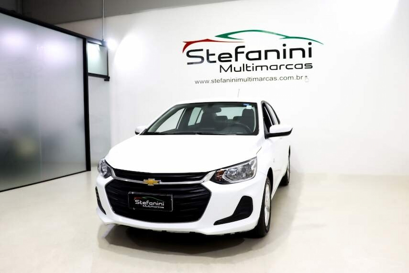 Foto do veículo CHEVROLET ONIX 1.0 TURBO FLEX PLUS LT MANUAL 2023 70.009 KM 79.990,00