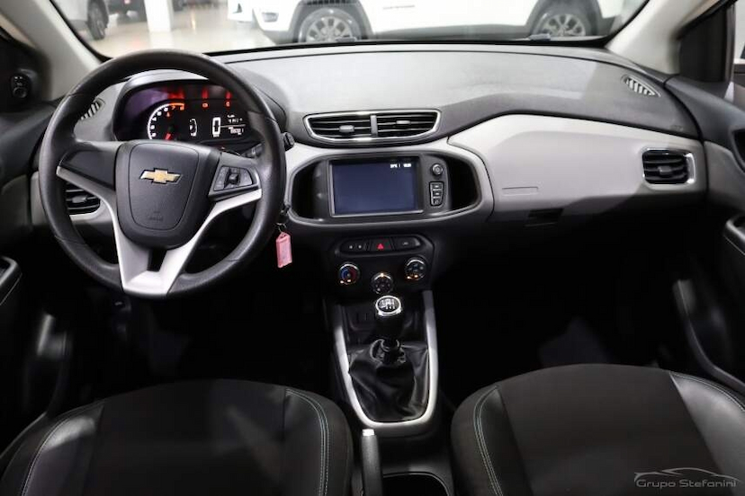 Foto do veículo CHEVROLET ONIX 1.4 MPFI LT 8V FLEX 4P MANUAL 2019 88.081 KM 59.990,00