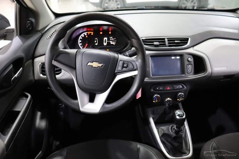 Foto do veículo CHEVROLET ONIX 1.4 MPFI LT 8V FLEX 4P MANUAL 2019 88.081 KM 59.990,00