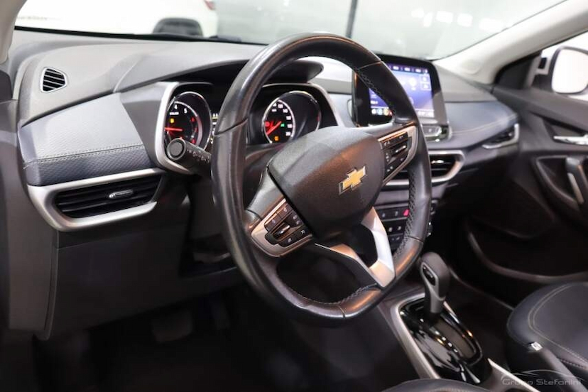 Foto do veículo CHEVROLET TRACKER 1.0 TURBO FLEX PREMIER AUTOMÁTICO 2021 58.900 KM 106.990,00