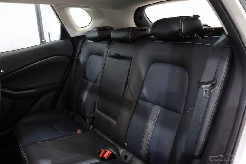Foto do veículo CHEVROLET TRACKER 1.0 TURBO FLEX PREMIER AUTOMÁTICO 2021 58.900 KM 106.990,00