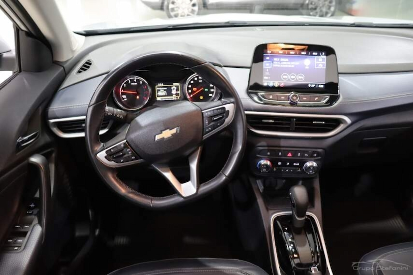 Foto do veículo CHEVROLET TRACKER 1.0 TURBO FLEX PREMIER AUTOMÁTICO 2021 58.900 KM 106.990,00