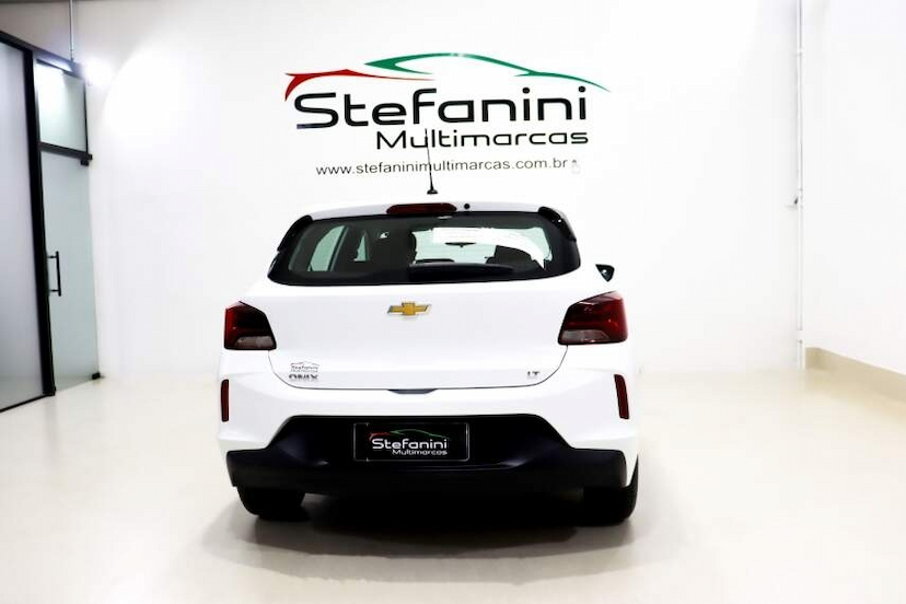 Foto do veículo CHEVROLET ONIX 1.0 FLEX LT MANUAL 2023 81.061 KM 67.990,00