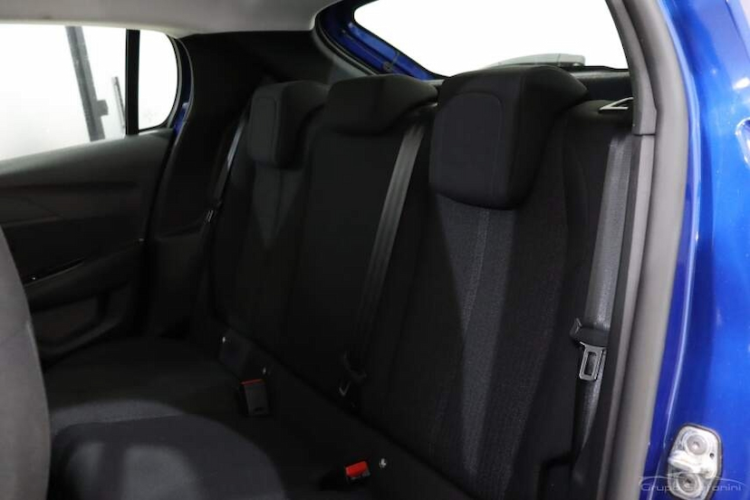 Foto do veículo PEUGEOT 208 1.6 16V FLEX ACTIVE AT6 2023 12.539 KM 79.990,00