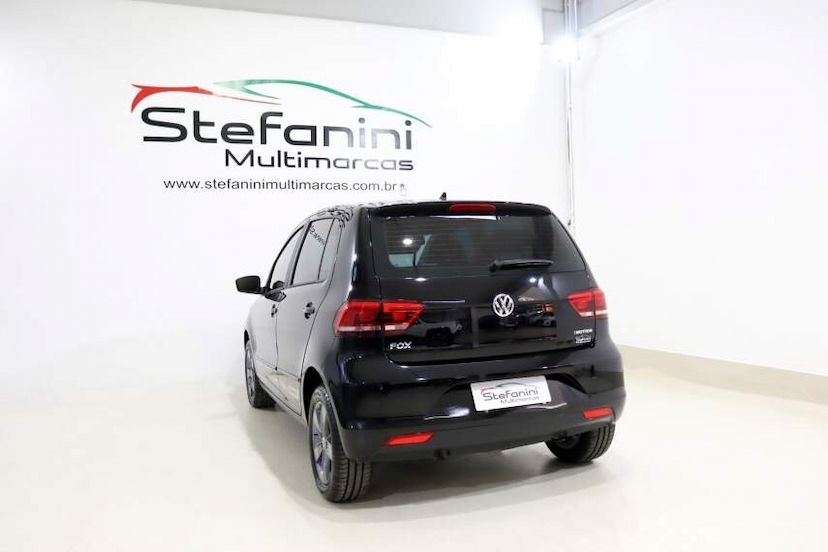 Foto do veículo VOLKSWAGEN FOX 1.6 MSI TOTAL FLEX CONNECT 4P I-MOTION 2019 67.227 KM 57.990,00