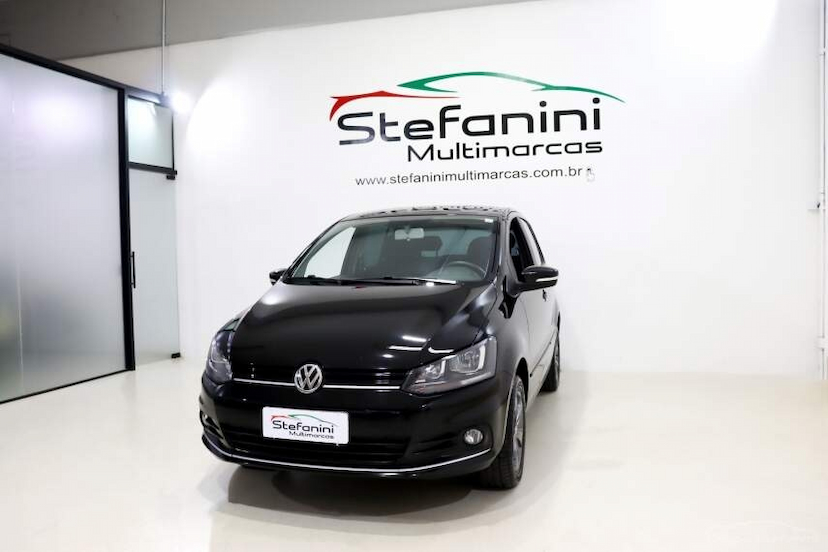Foto do veículo VOLKSWAGEN FOX 1.6 MSI TOTAL FLEX CONNECT 4P I-MOTION 2019 67.227 KM 57.990,00