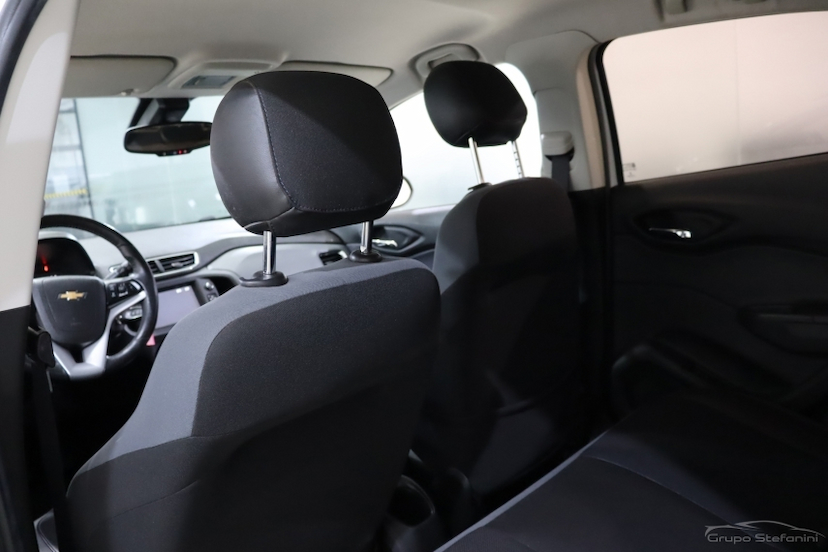 Foto do veículo CHEVROLET ONIX 1.4 MPFI ACTIV 8V FLEX 4P MANUAL 2019 74.236 KM 66.990,00