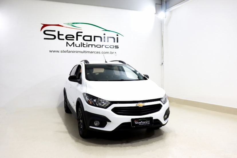 Foto do veículo CHEVROLET ONIX 1.4 MPFI ACTIV 8V FLEX 4P MANUAL 2019 74.236 KM 66.990,00